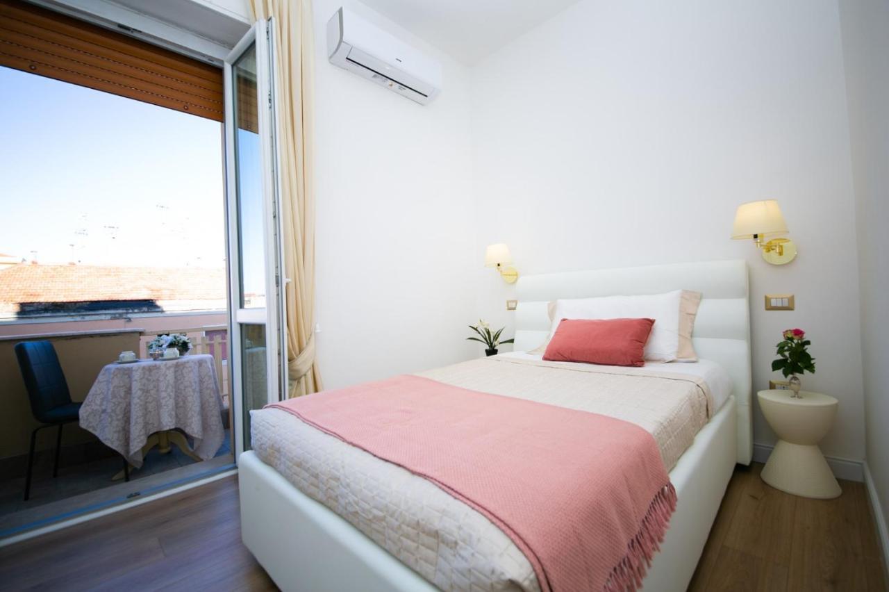 Viale Italia Boutique Rooms 사사리 외부 사진