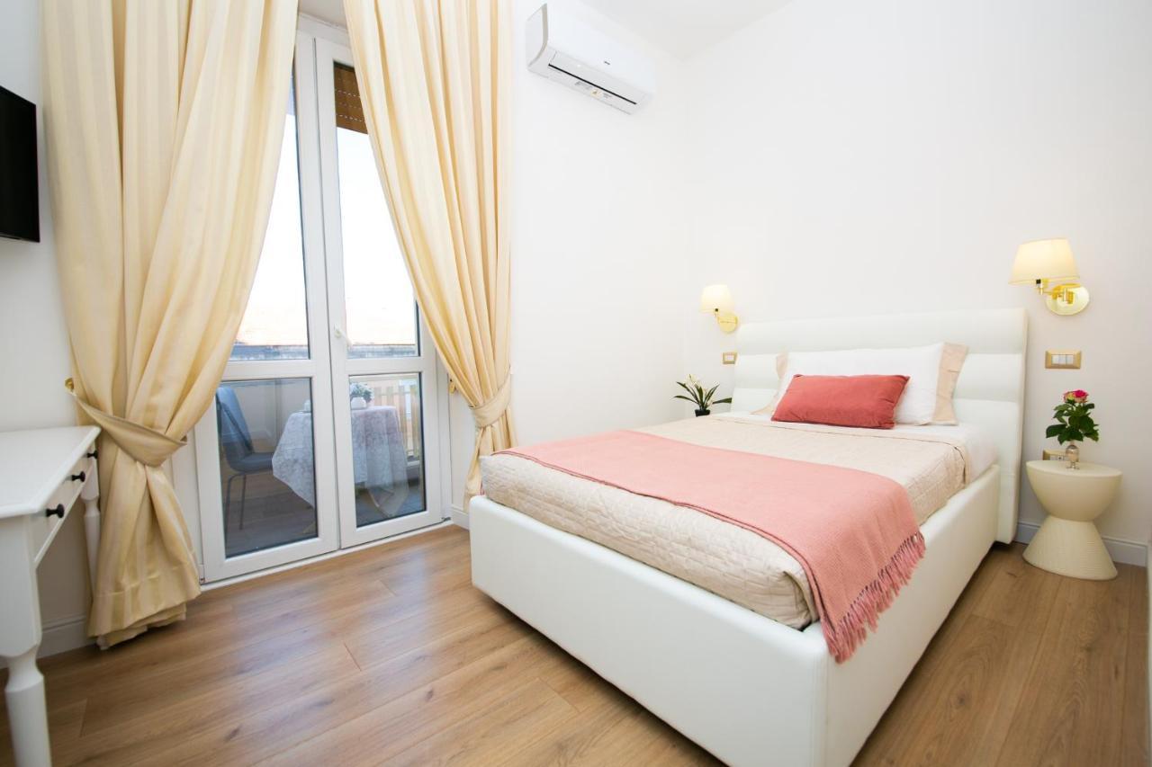 Viale Italia Boutique Rooms 사사리 외부 사진